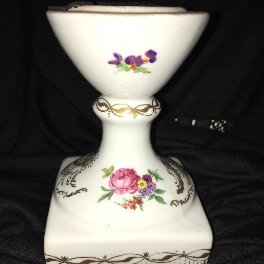 Roses porcelain holder. Paris Royal